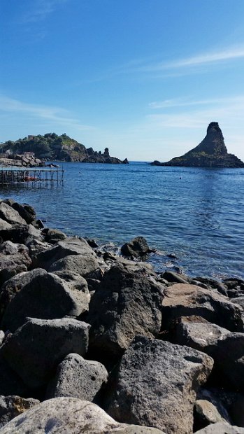 (112)  Aci Castello